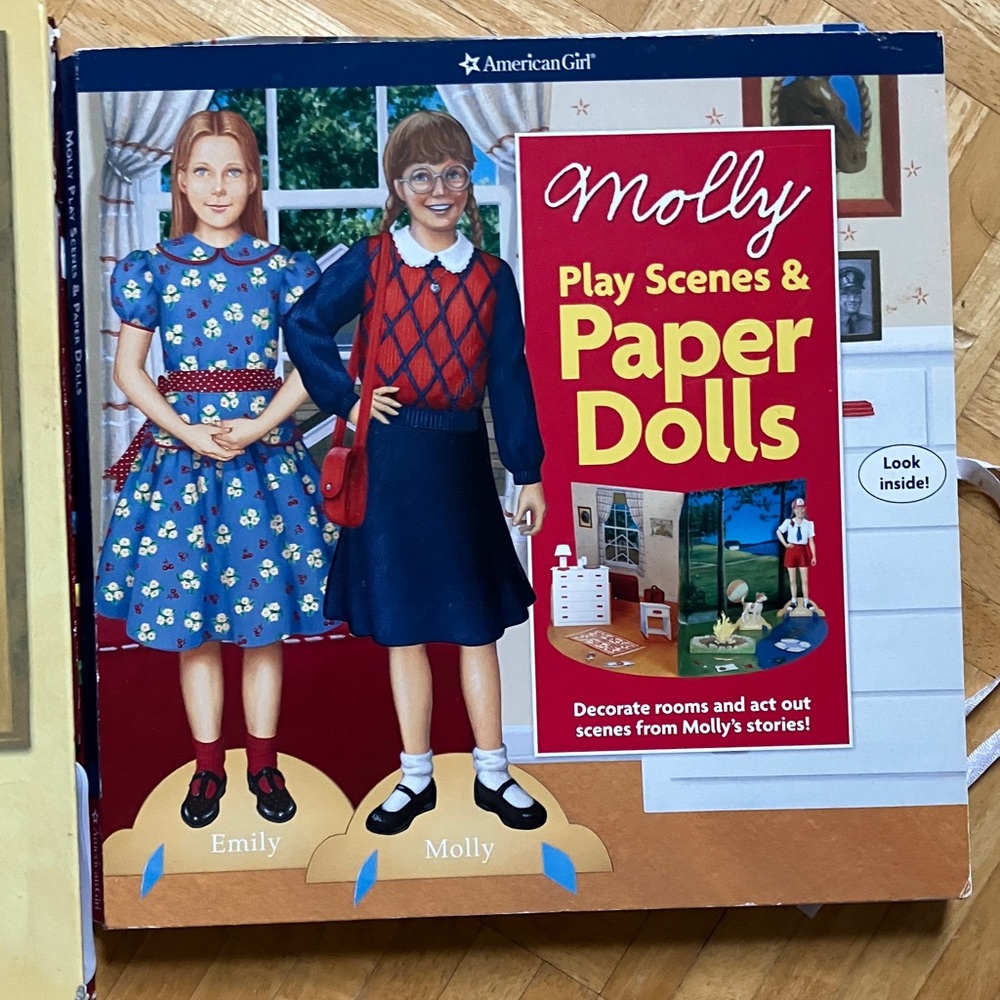 American Girl Doll Molly & Emily Play Scenes & Paper Dolls GUC